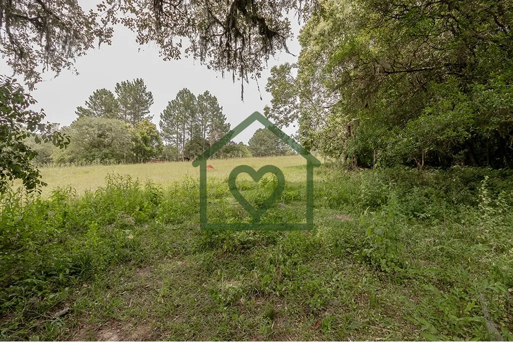 Imagem Descubra uma oportunidade incrível para adquirir um terreno excepcional, localizado na charmosa cid...