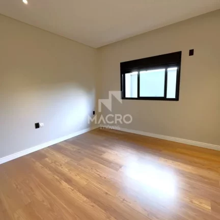 Imagem Casa Alto Padrão | Rau | 2 suítes | 190m²