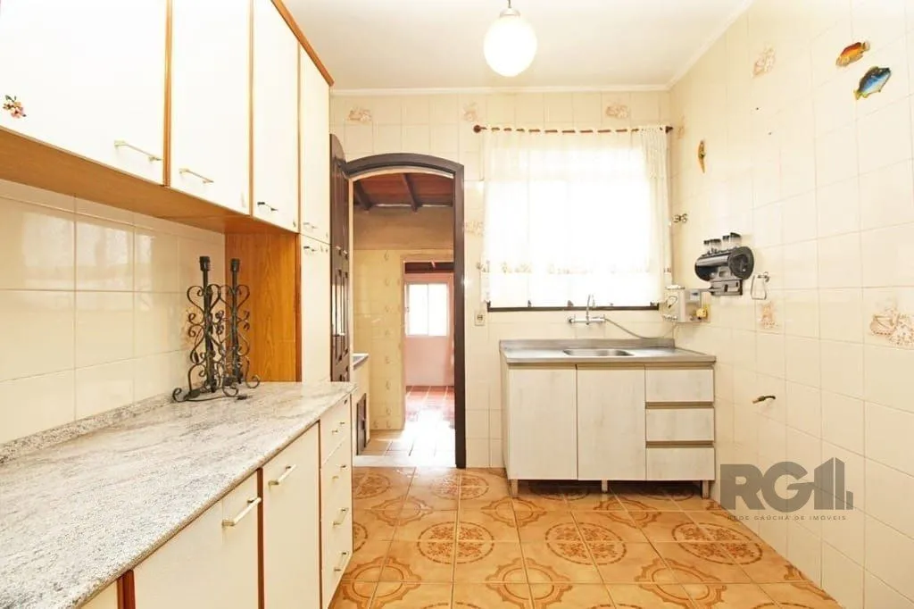 Imagem Excelente casa de 154m² com 3 dormitórios e 2 vagas.