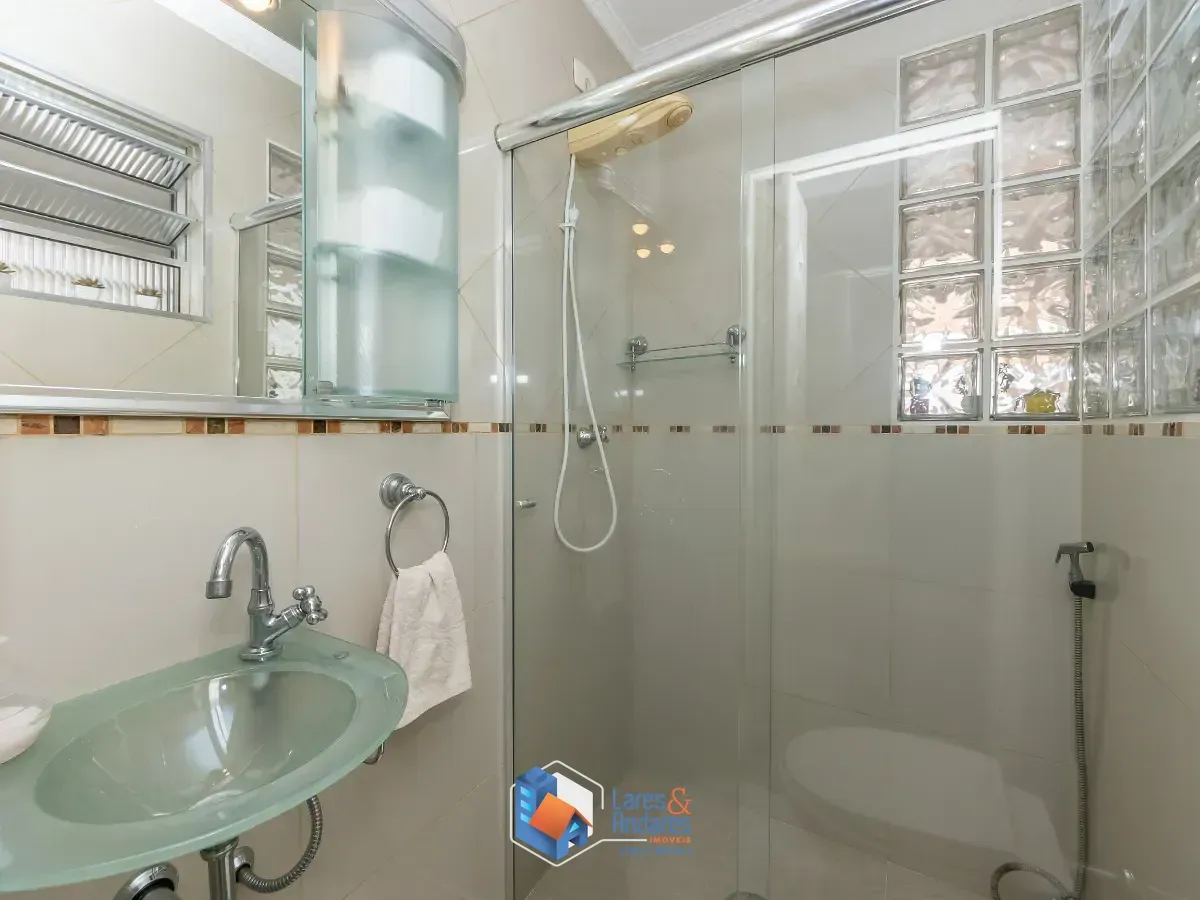 Imagem Casa para venda em Imirim com 2 quartos, sendo 1 suíte, 219m²