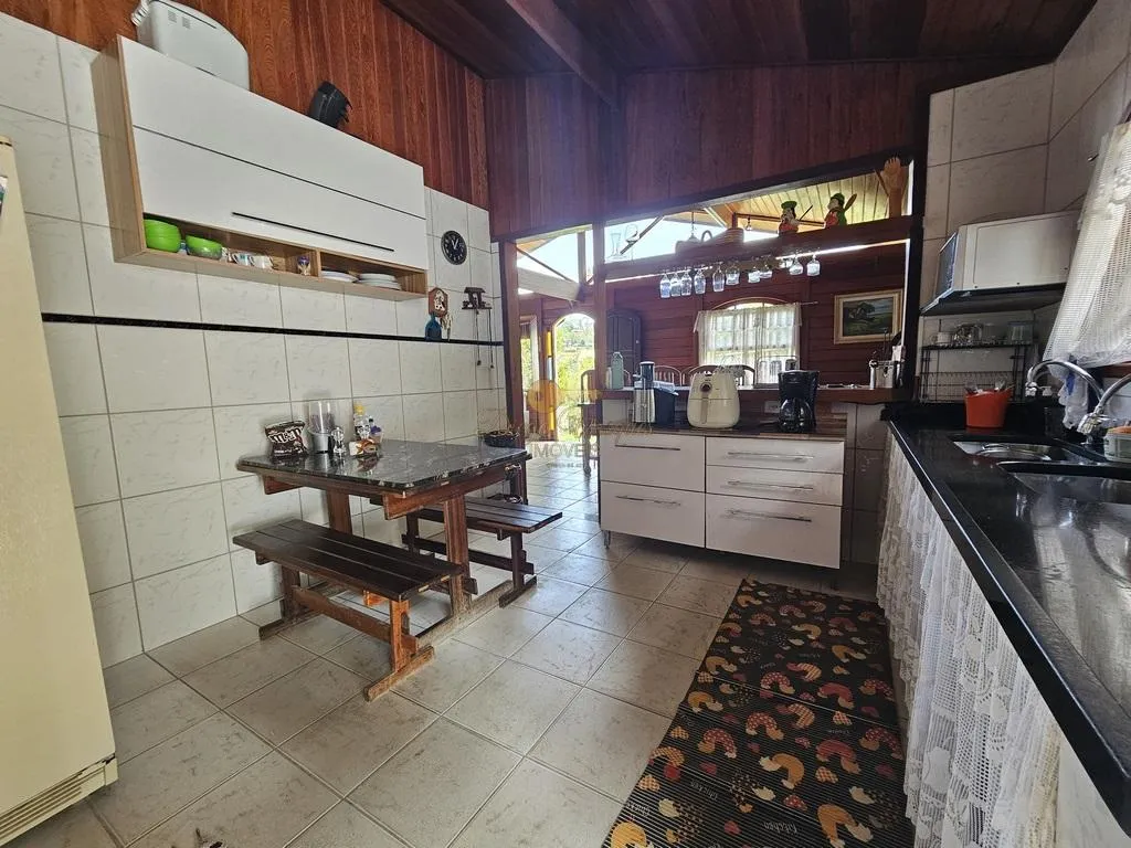 Imagem Casa em Condomínio para Venda em Teresópolis / RJ no bairro Green Valley