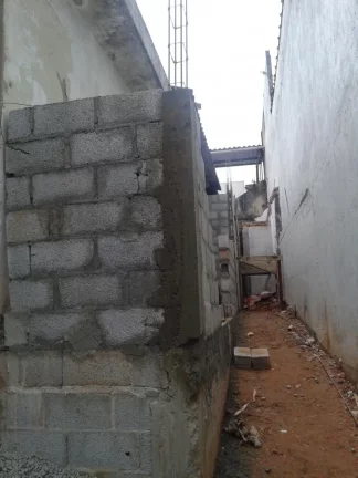 Imagem TERRENO COM CASA PEQUENA PROX. AO SHOPPING SANTANA PARK