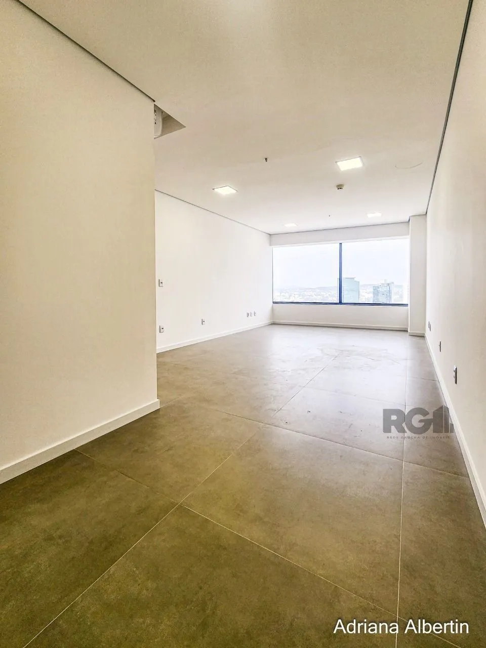 Imagem Conjunto/Sala para Locação/Aluguel - 34.26m², 0 dormitórios, Praia de Belas