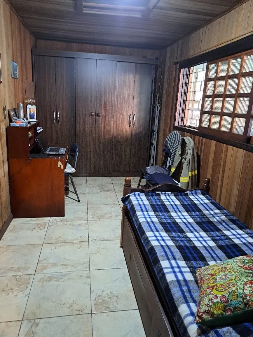 Imagem Casa 3 dormitórios, 1 suíte, vagas de garagem, Bairro Vila Marcia