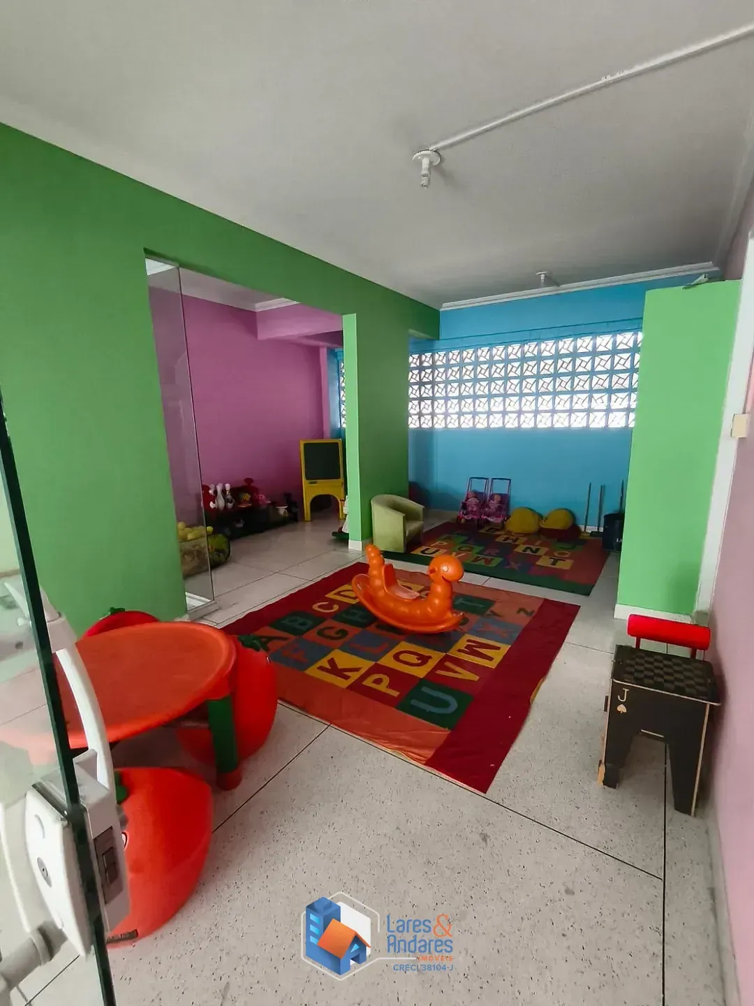 Imagem APARTAMENTO À VENDA COM 48 M², 1 DORMITÓRIO, 1 VAGA, SALA AMPLA PARA 2 AMBIENTES, COZINHA PLANEJADA - LAUZANE PAULISTA - SÃO PAULO - SP.