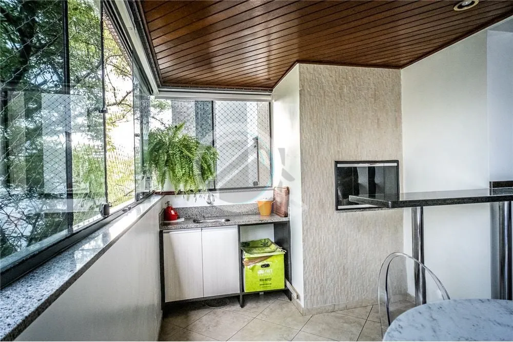 Imagem Um belo apartamento, localizado na parte alta da Lucas de oliveira. Fachada com Ã³timo acabamento, Ã...
