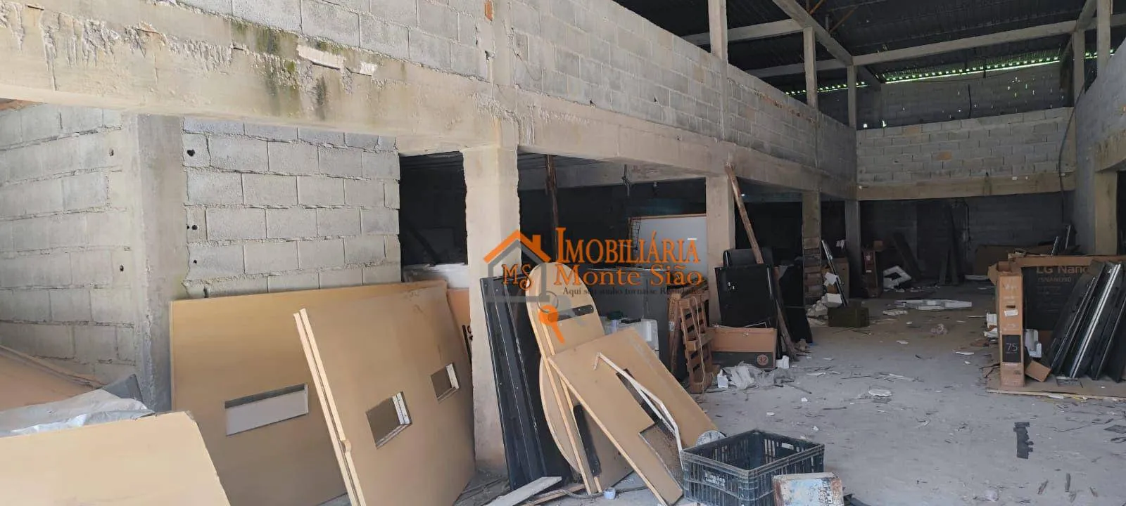 Imagem Galpão à venda, 481 m² por R$ 426.000,00 - Morro Grande - Nazaré Paulista/SP