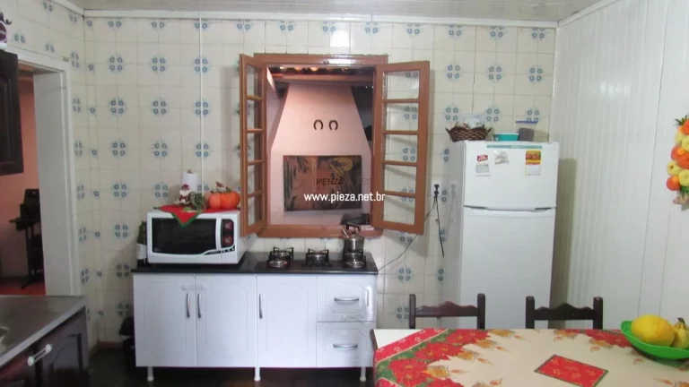 Imagem Casa para Venda em Concórdia, Centro, 4 dormitórios, 2 banheiros
