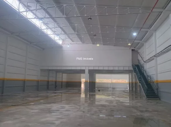 Imagem Galpão com 2200m2 em Alphaville.