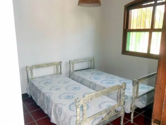 Imagem CASA LADO LINHA - 2 LOTES - PISCINA E CHURRASQUEIRA