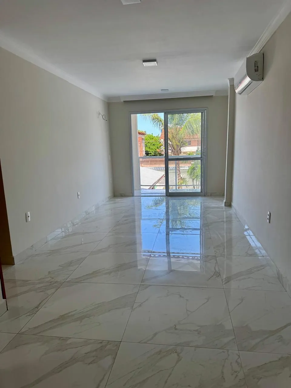 Imagem Casa com 4 quartos à venda em Vila Velha