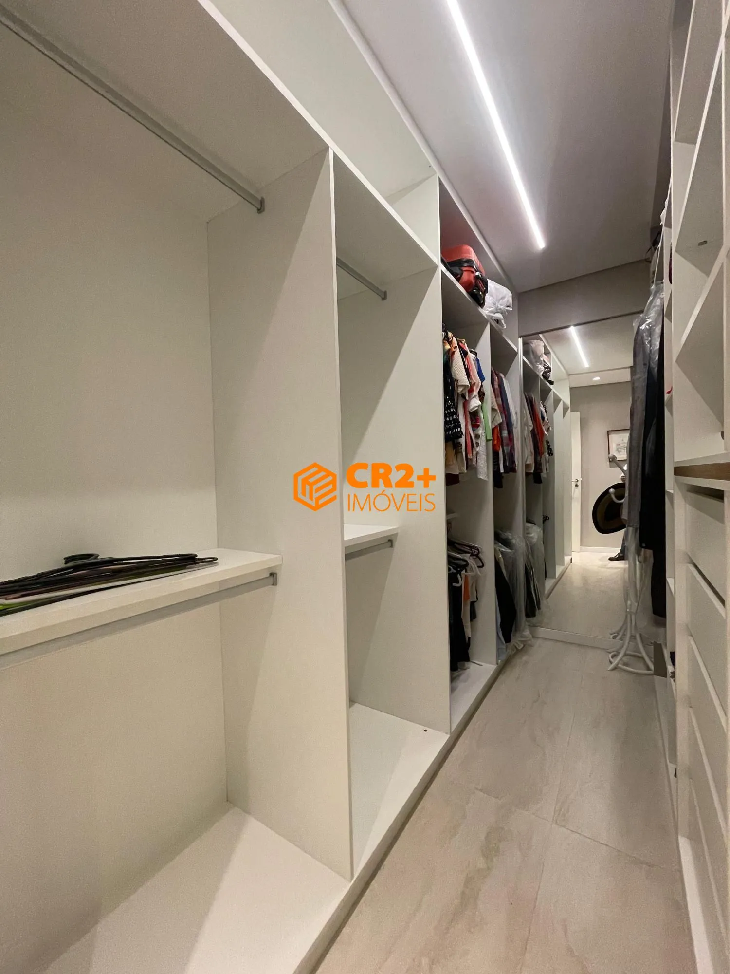 Imagem Vendo apartamento alto padrão 03 quartos, 03 suítes, 125m2,02 vagas de garagem n