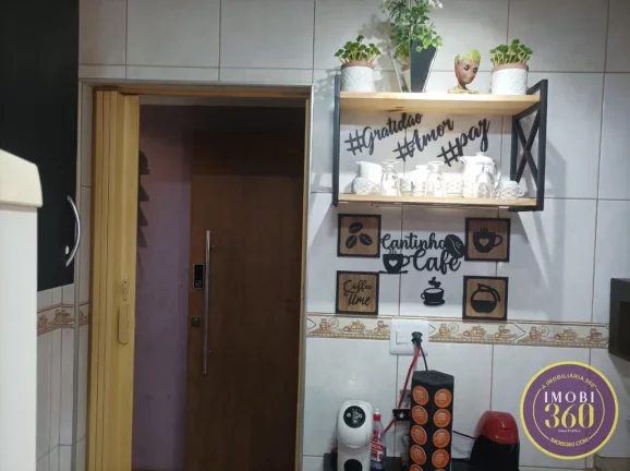 Imagem Lindo apartamento com 2 Quartos e 1 banheiro à Venda, 50 m² por R$ 215.000.