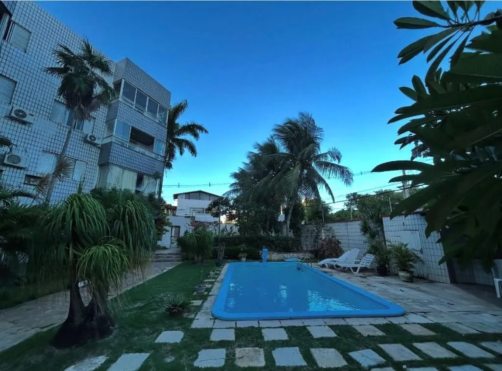 Foto do imóvel Apartamento à venda, 203 m² por R$ 549.996,00 - Capim Macio - Natal/RN