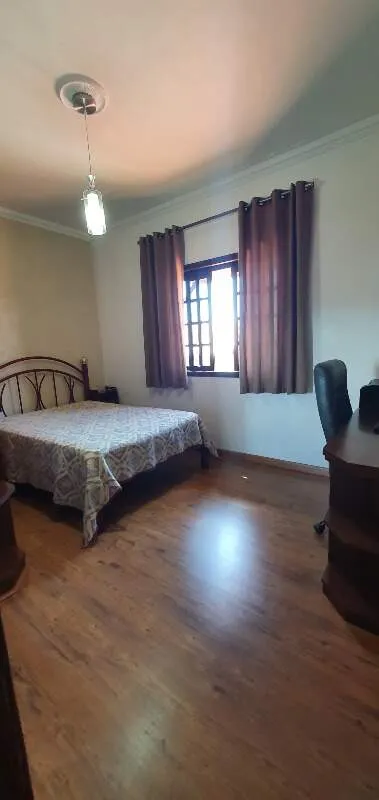 Imagem Casa duplex à venda, 3 quartos, 1 suíte, 3 vagas, Belo Vale - Santa Luzia/MG