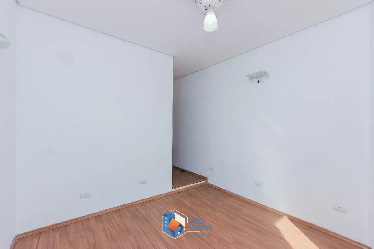 Imagem Casa para venda em Cambuci com 3 quartos, 130m²
