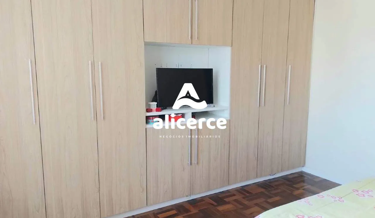 Imagem Amplo apartamento de 3 dormitórios no Coração do Estreito