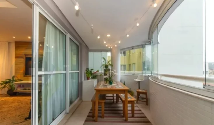 Imagem Apartamento de 3 dormitórios sendo 3 suítes, 4 banheiros, 3 vagas, com 145m² em Rudge Ramos, São Bernardo do Campo