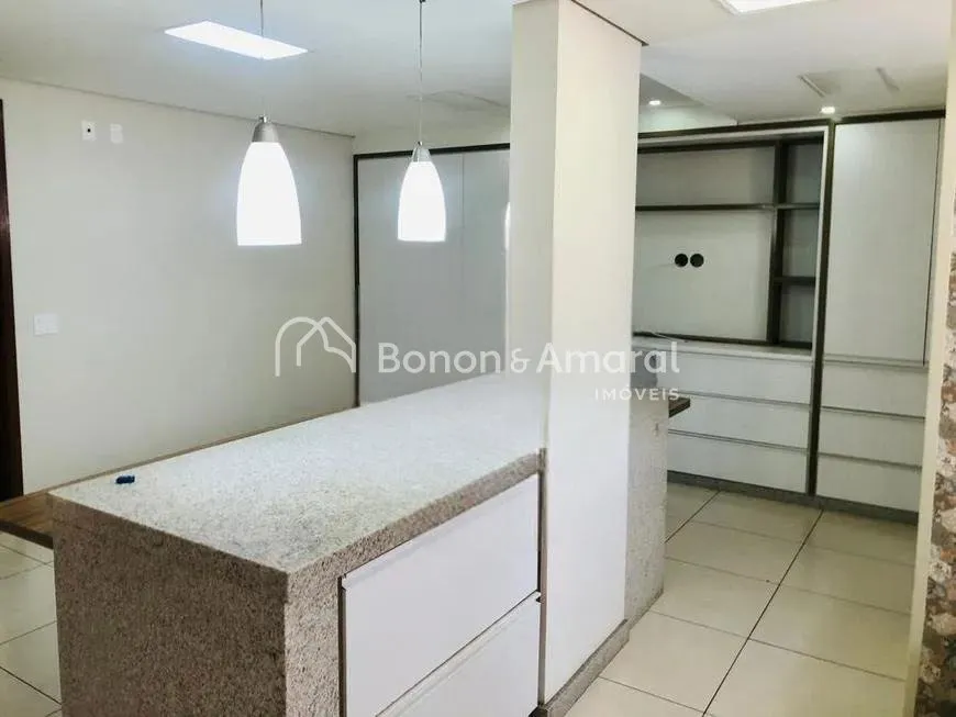 Imagem Apartamento de Alto Padrão à Venda no Cambuí - 330 m² com 4 Quartos e Lazer Completo