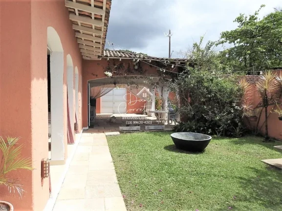Imagem Imperdível: Casa à venda em Guarujá-SP, Balneário Praia do Pernambuco - 7 quartos, 4 suítes, 3 salas, 7 banheiros, 4 vagas, 463m²