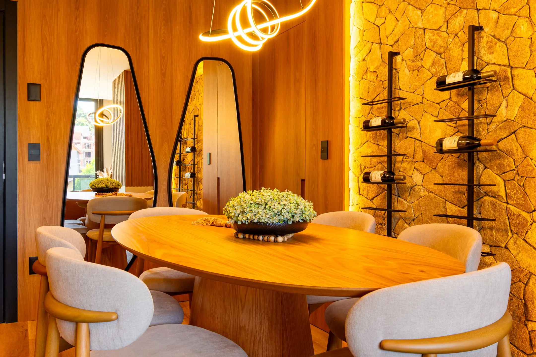 Imagem Apartamento à venda em Gramado, Centro, com 2 quartos, 79.74m2