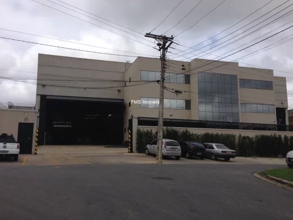 Imagem Galpão com 2500m2 em Itaquaquecetuba/SP