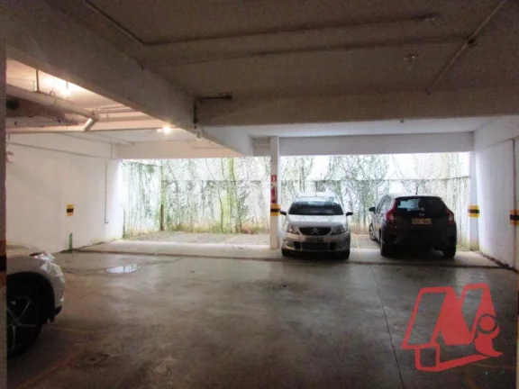 Imagem Na Luzitana, sala comercial de 41 m² com vaga.
