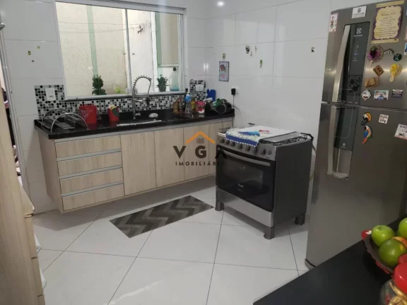 Imagem Sobrado para Venda em São Paulo, Cidade Patriarca, 3 dormitórios, 1 suíte, 1 banheiro, 2 vagas