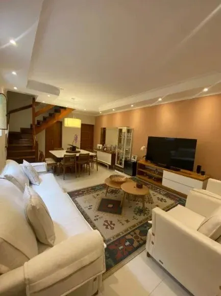 Foto do imóvel Casa para Venda em São Paulo, Lapa, 6 dormitórios, 1 suíte, 4 banheiros, 4 vagas em Rua Ibiquara