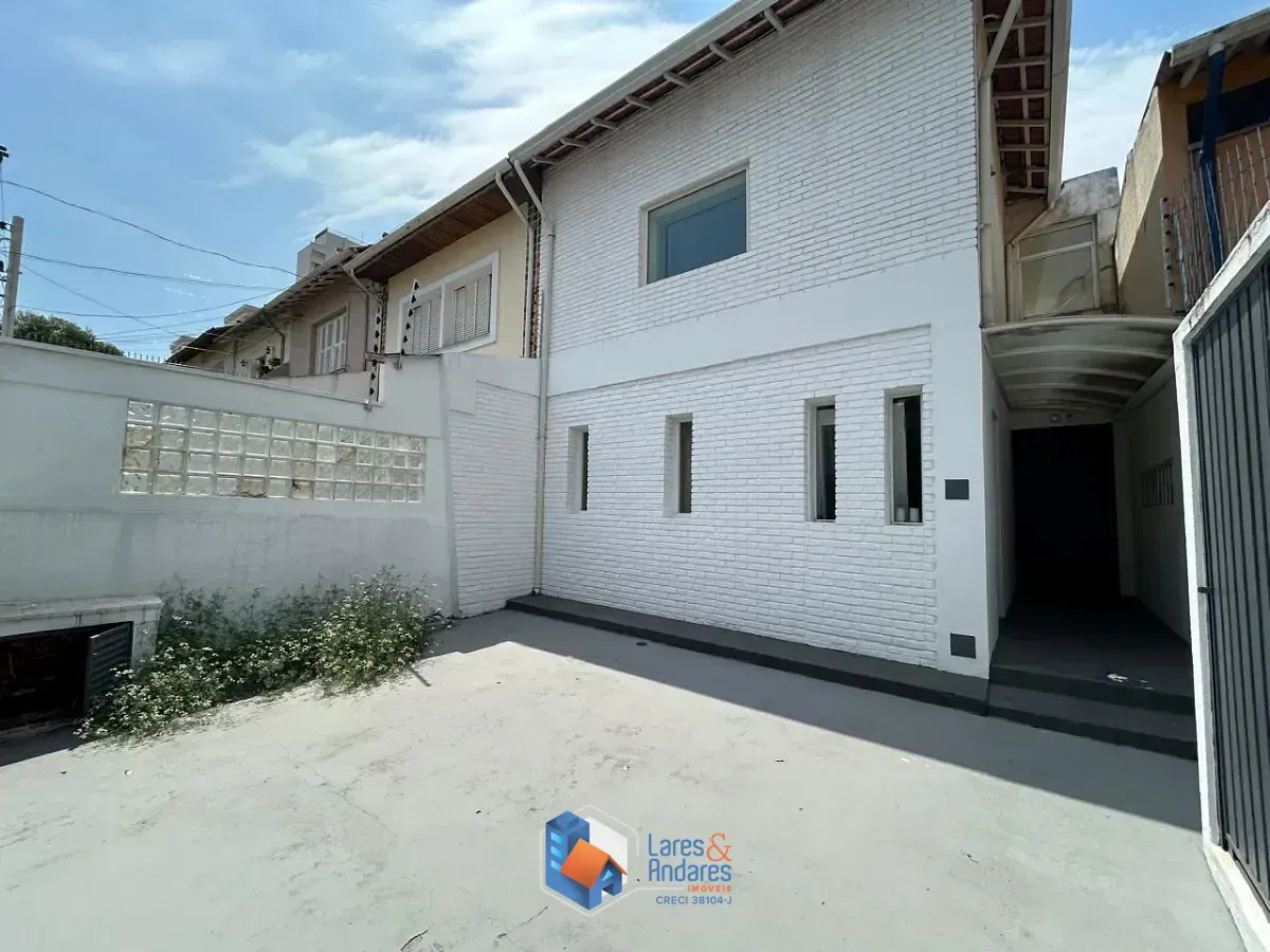 Imagem Casa para venda em Vila Mariana com 3 quartos, 200m²