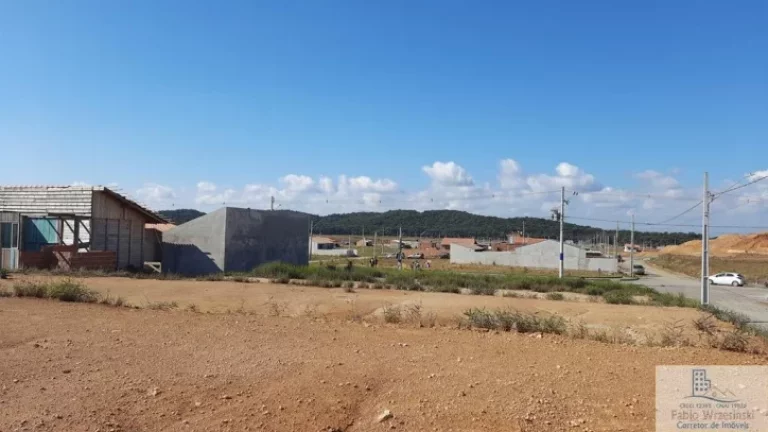 Imagem Terreno - Em loteamento, para Venda em Araquari/SC
