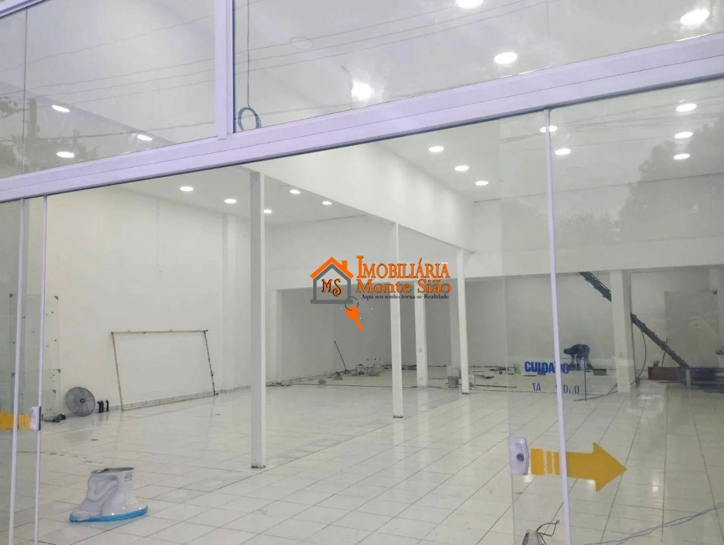 Imagem Salão para alugar, 161 m² por R$ 8.900,00/mês - Jardim Zaira - Guarulhos/SP
