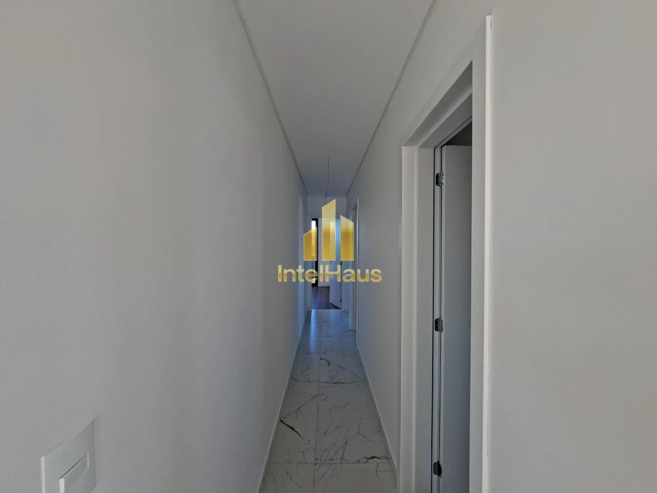 Imagem Cobertura duplex pronta para morar no Residencial Boa Vista XII, em localização privilegiada no ce...