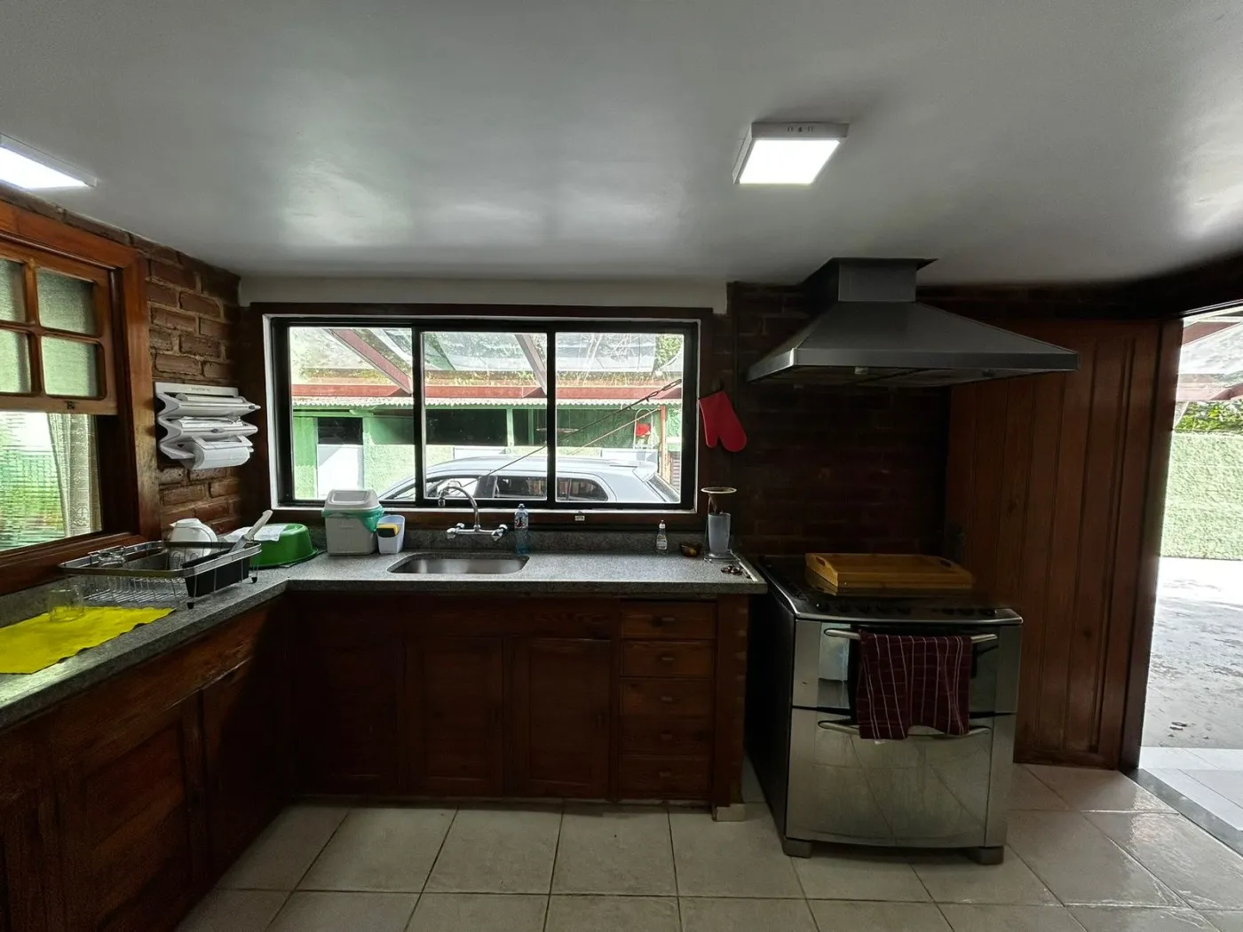 Imagem Casa para Venda em Petrópolis / RJ no bairro Samambaia