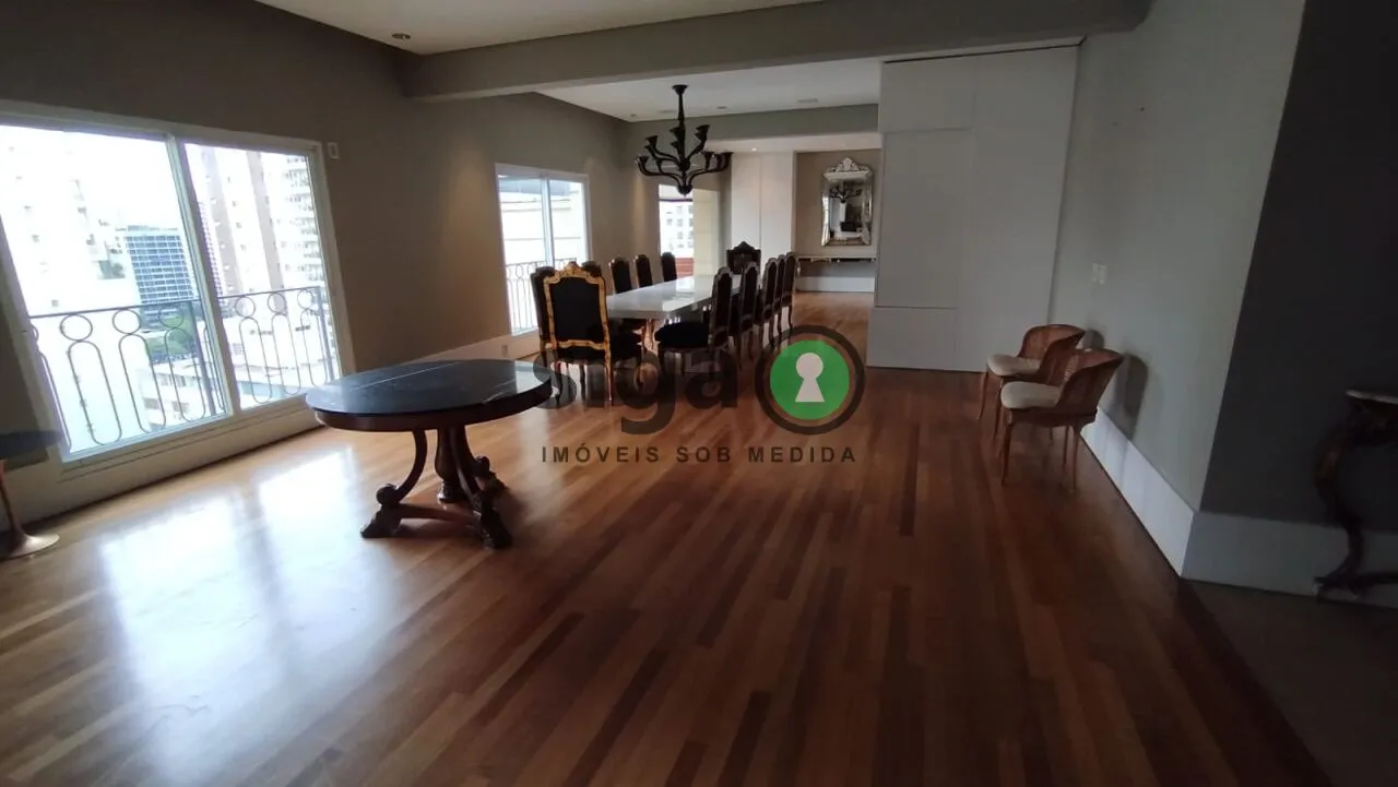 Imagem Apartamento com 5 quartos de Alto Padrão - semi?mobiliada - 8 vagas - Itaim Bibi - São Paulo/SP