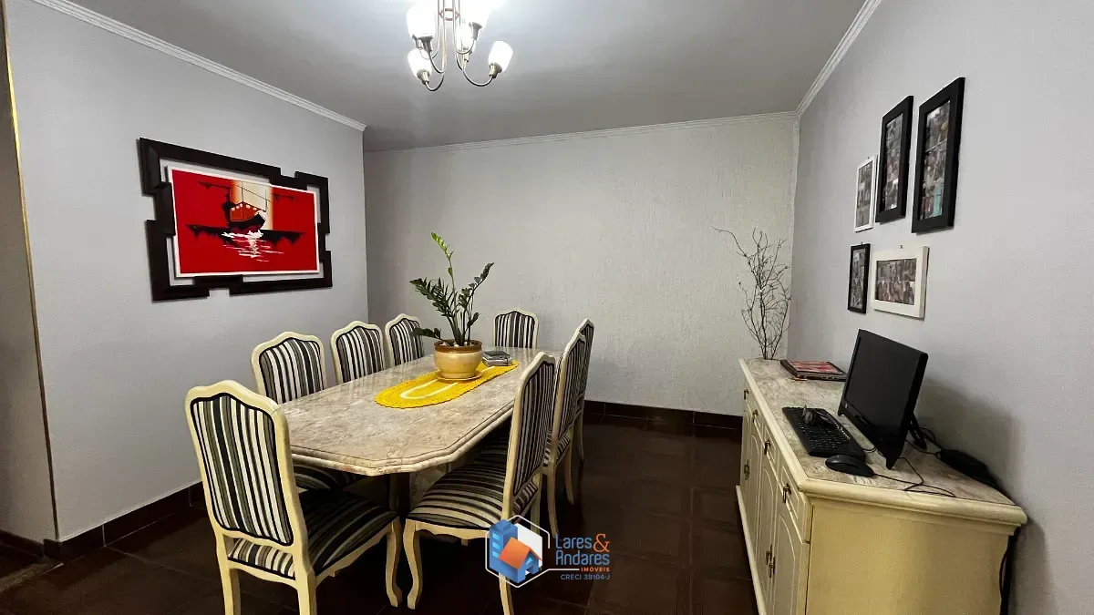 Imagem Sobrado para venda em Vila Formosa com 4 quartos, sendo 1 suíte, 300m²