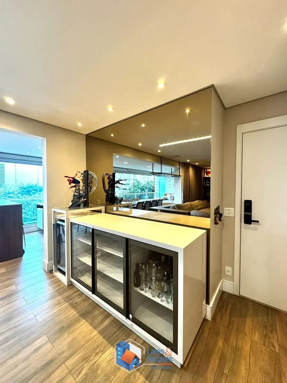 Imagem Apartamento para venda em Vila Anastácio com 2 quartos, sendo 2 suítes, 134m²