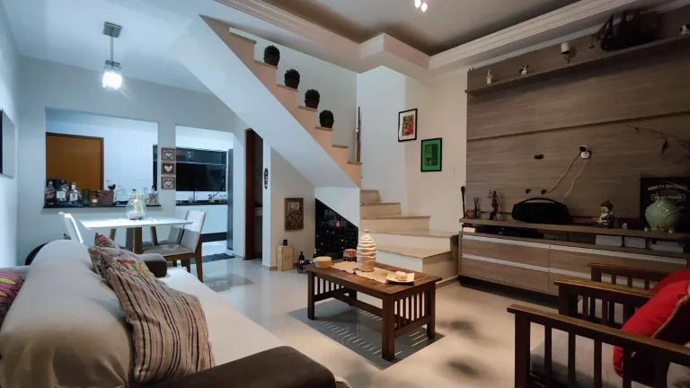 Imagem Sobrado com 2 dormitórios à venda, 158 m² por R$ 605.000,00 - Jardim Primavera - Jacareí/SP
