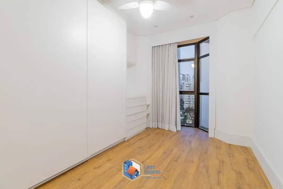 Imagem Duplex para venda em Pinheiros com 2 quartos, sendo 2 suítes, 132m²
