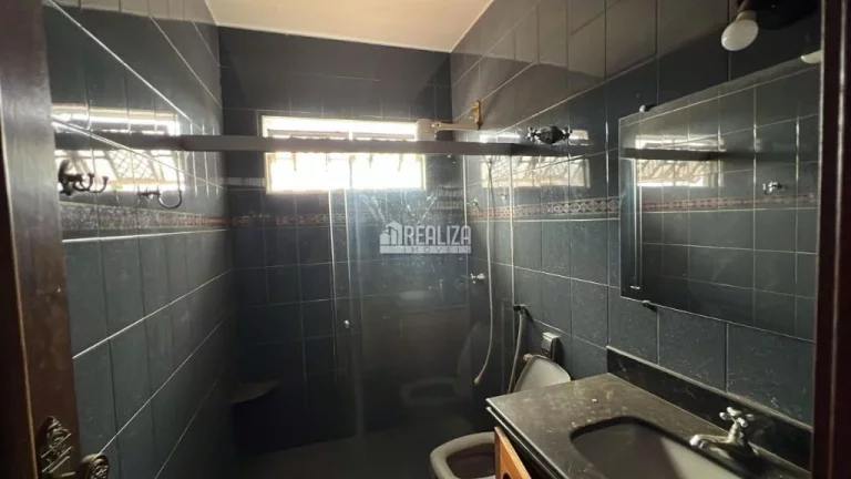 Imagem Casa no bairro Jardim São Bento, em Uberaba - 5 dormitórios