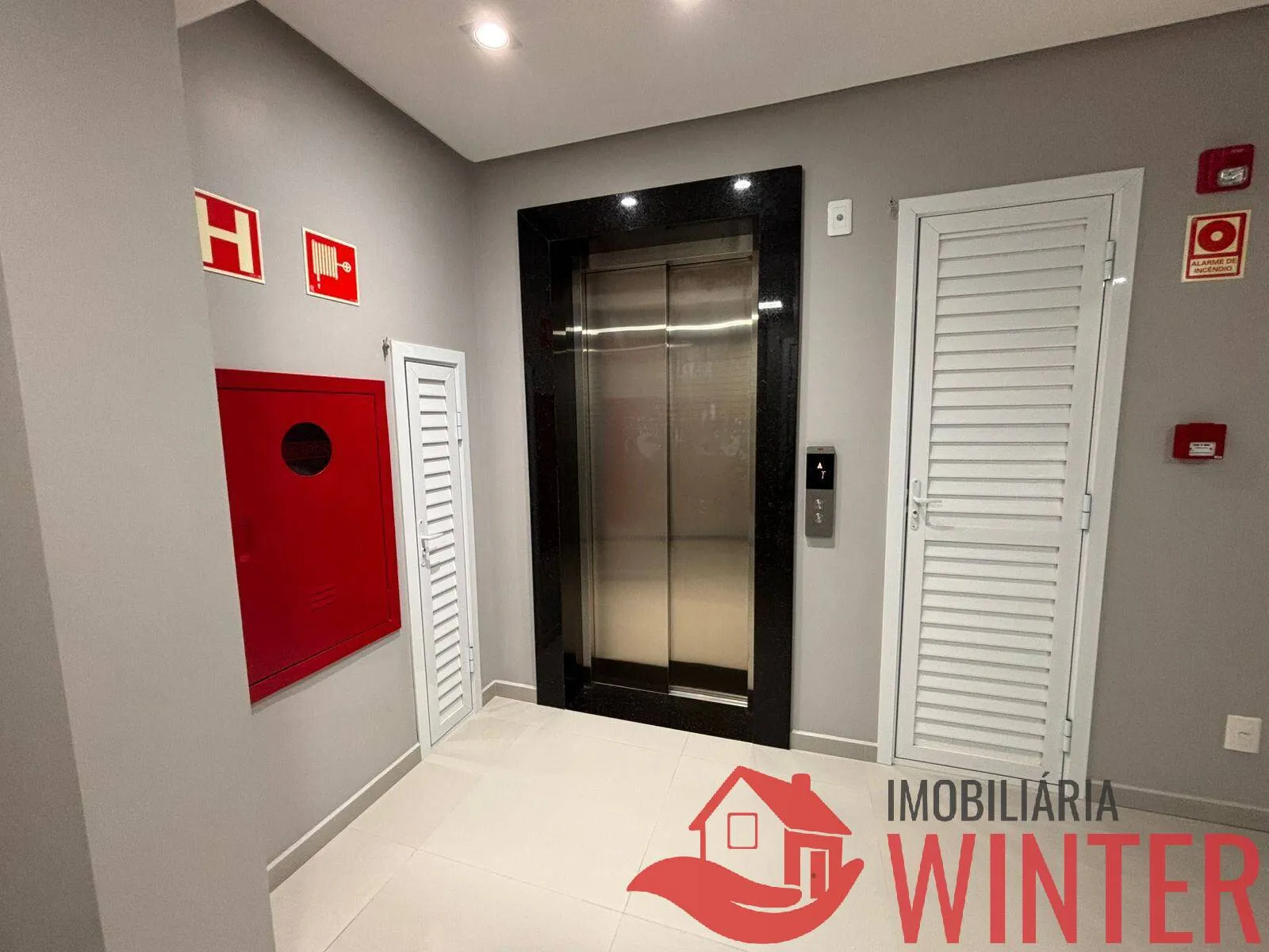 Imagem Apartamento Novo com 2 dormitórios