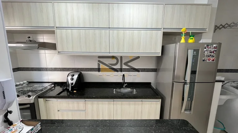 Imagem APARTAMENTO NAS TONINHAS com 2 dormitórios sendo 1 suíte,2 vagas de garagem,varanda gourmet com churrasqueira,sala 2 ambientes