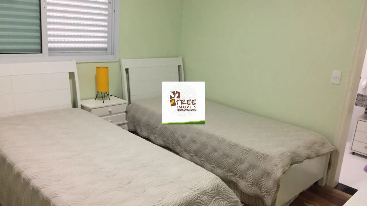 Imagem VENDA DE CASA TÉRREA NO CONDOMÍNIO MONTEREY VILLE, EM MOGI DAS CRUZES, 700m² com 4 quartos, 2 suítes, piscina, churrasqueira e 4 vagas. CONSULTE-NOS.