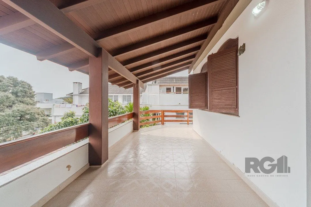 Imagem Casa para Venda - 646m², 4 dormitórios, sendo 2 suites, 4 vagas - Jardim Isabel