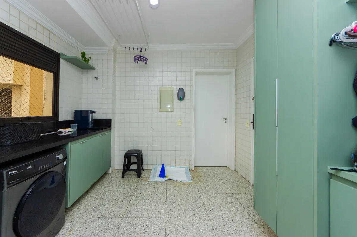 Imagem Apartamento para venda em Vila Andrade com 6 quartos, sendo 4 suítes, 250m2
