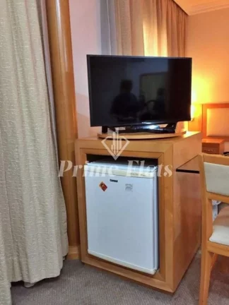 Imagem Flat disponível para venda no Quality Suites Oscar Freire em Pinheiros, com de 32m², 1 dormitório e 1 vaga