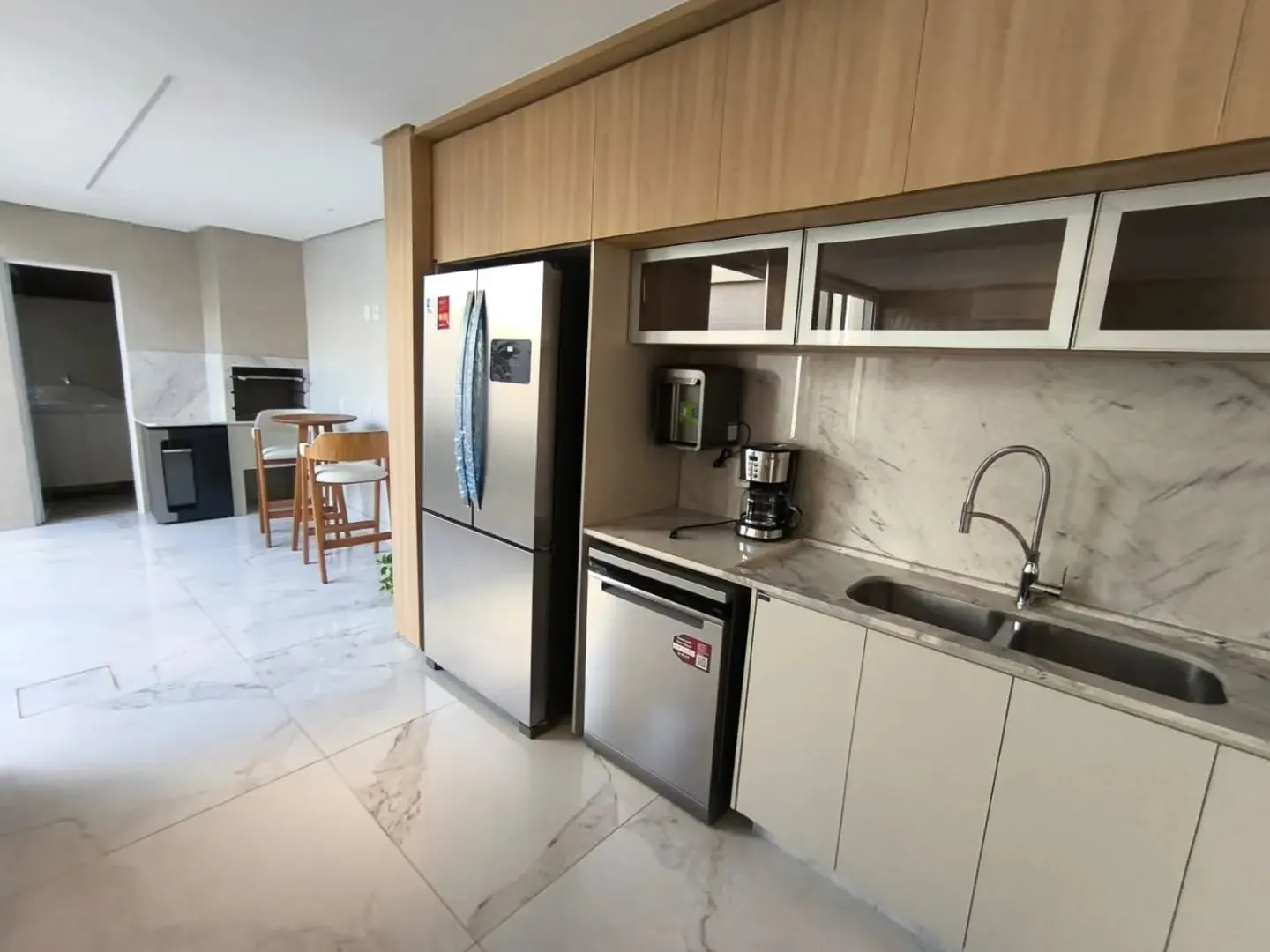 Imagem Sobrado De 3 Suites Plenas + Closet Em Condominio No Jardim Atlantico