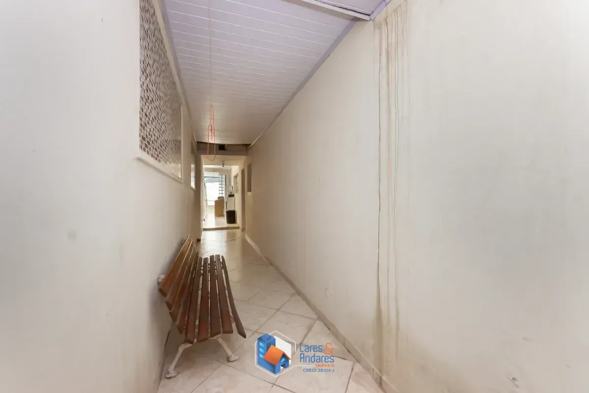 Imagem Sobrado para venda em Vila Zat com 4 quartos, sendo 2 suítes, 300m²