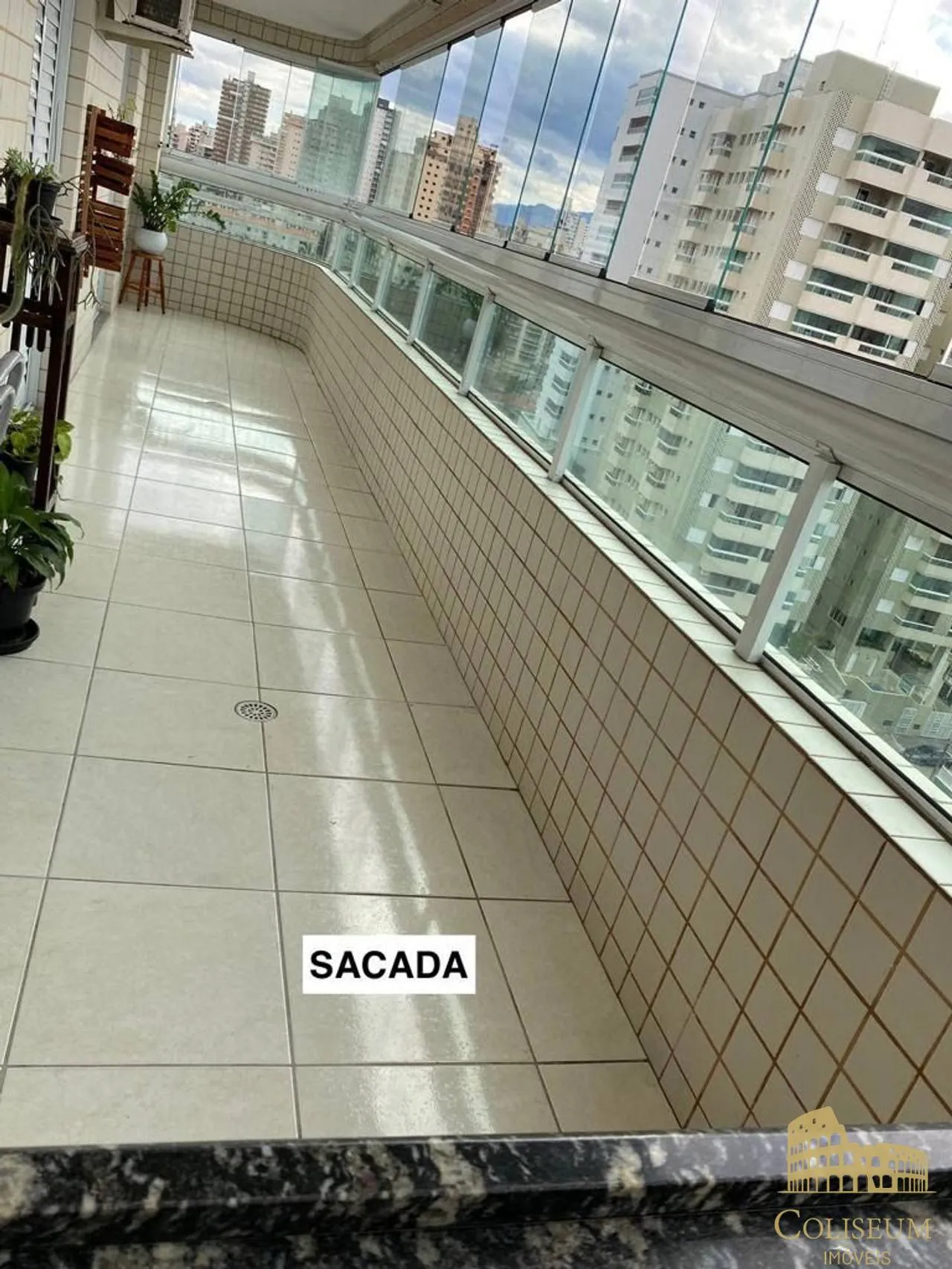 Imagem Apartamento com 3 dormitórios à venda, 144 m² por R$ 950.000,00 - Aviação - Praia Grande/SP