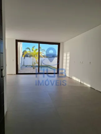 Imagem Casa com 3 dormitórios à venda sendo 3 suítes, 280.65 m² por - R$ 5.550.000,00 - Perequê - Porto Belo/SC